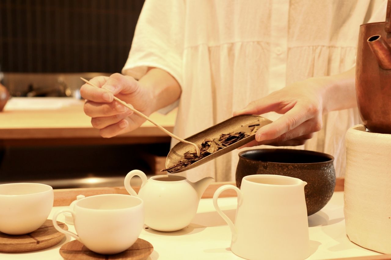 Chef's choice course with tea pairing