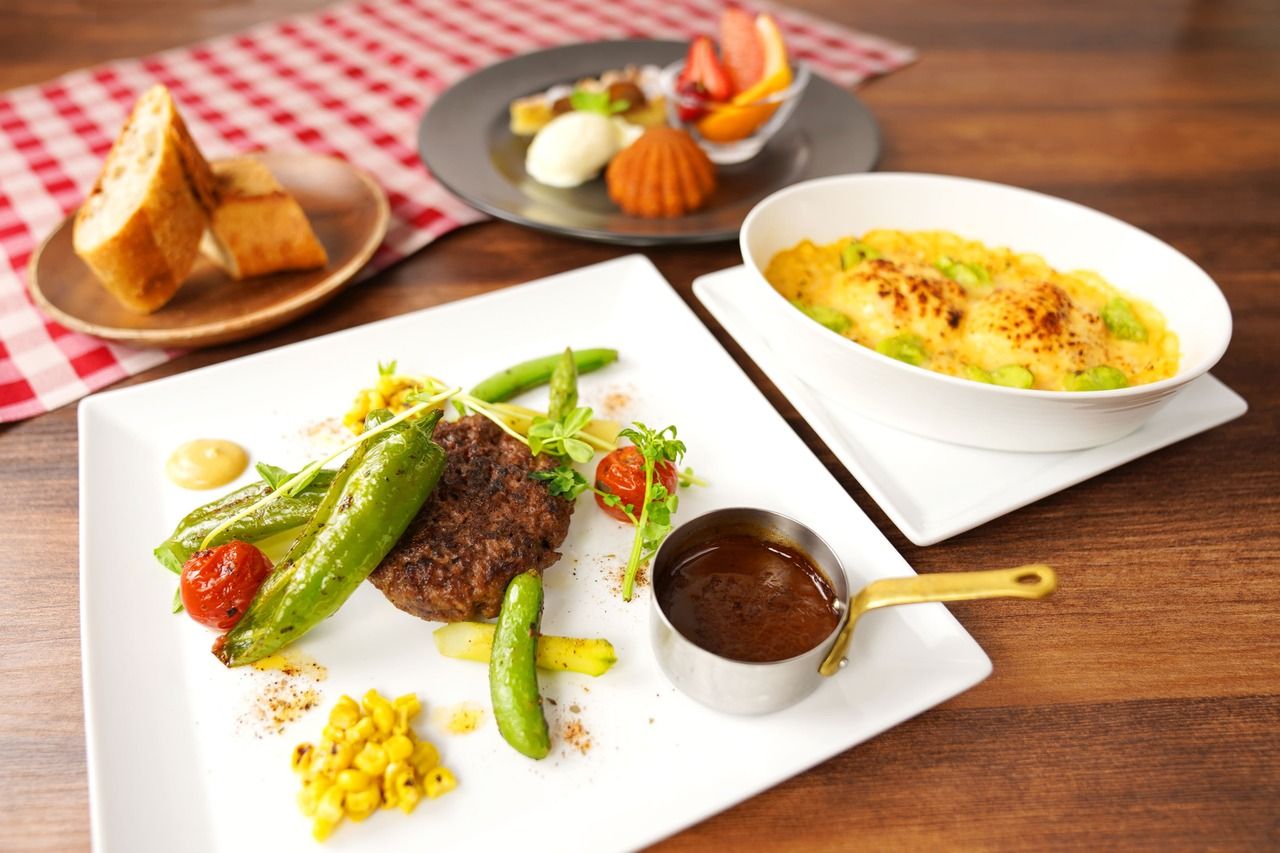 【午餐套餐：全套可選】開胃菜+主菜+甜點+麵包+咖啡