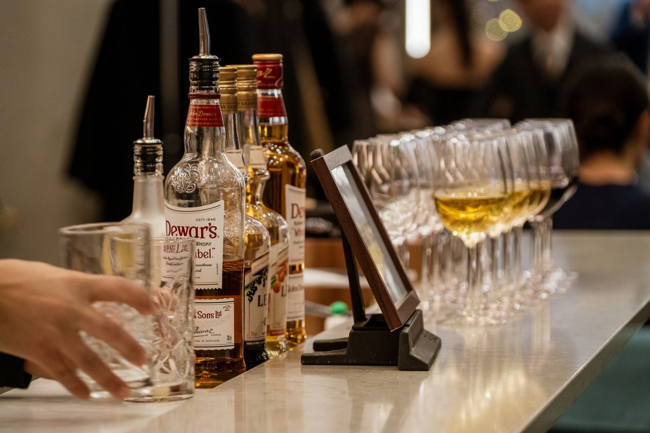 Choose Your À la Carte × Free Flow