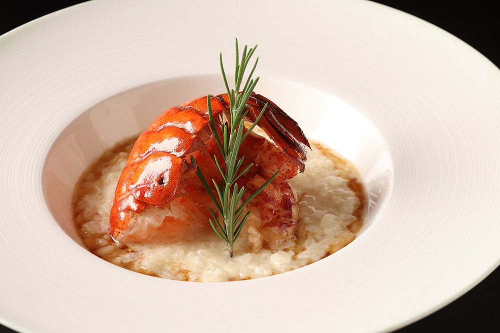 【Menu B】前菜、メインが選べる全2品 ～季節の小菓子付き～＜ランチ＞