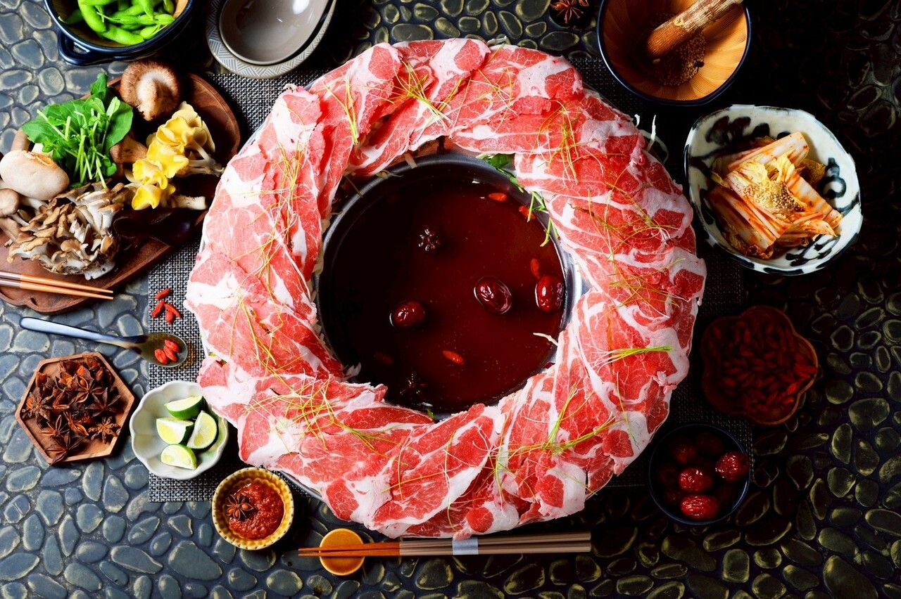 Carefully selected lamb hotpot