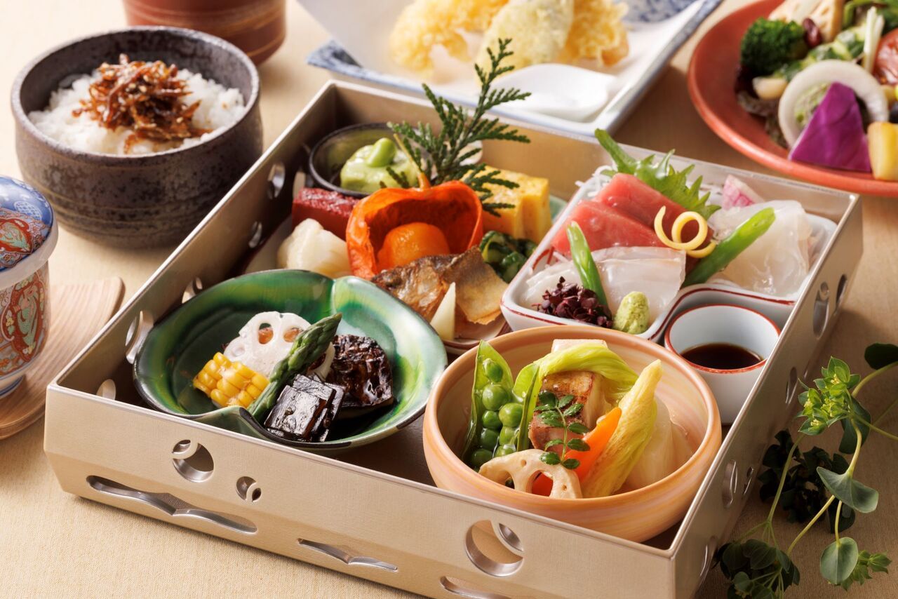 【平日10食限定公式HPからご予約】優待からまつ弁当