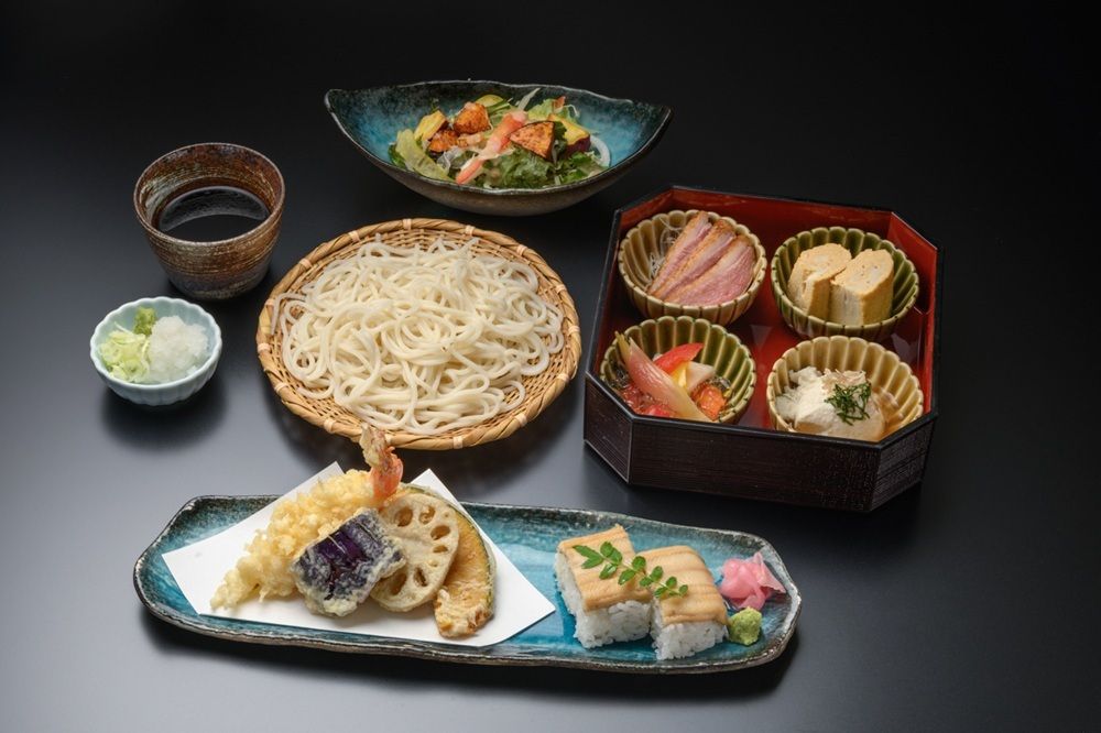 【スタンダード】花御膳  2,420円