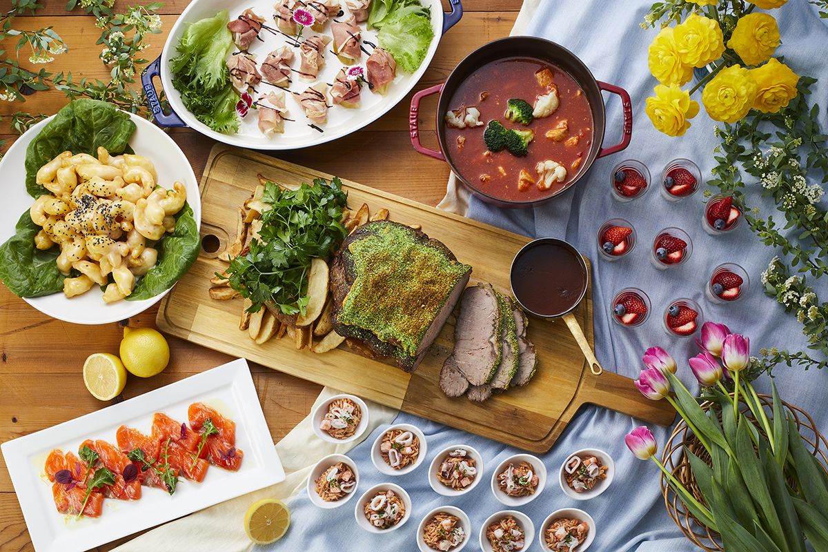 [Weekends and Holidays] International Brunch + Sweet Buffet