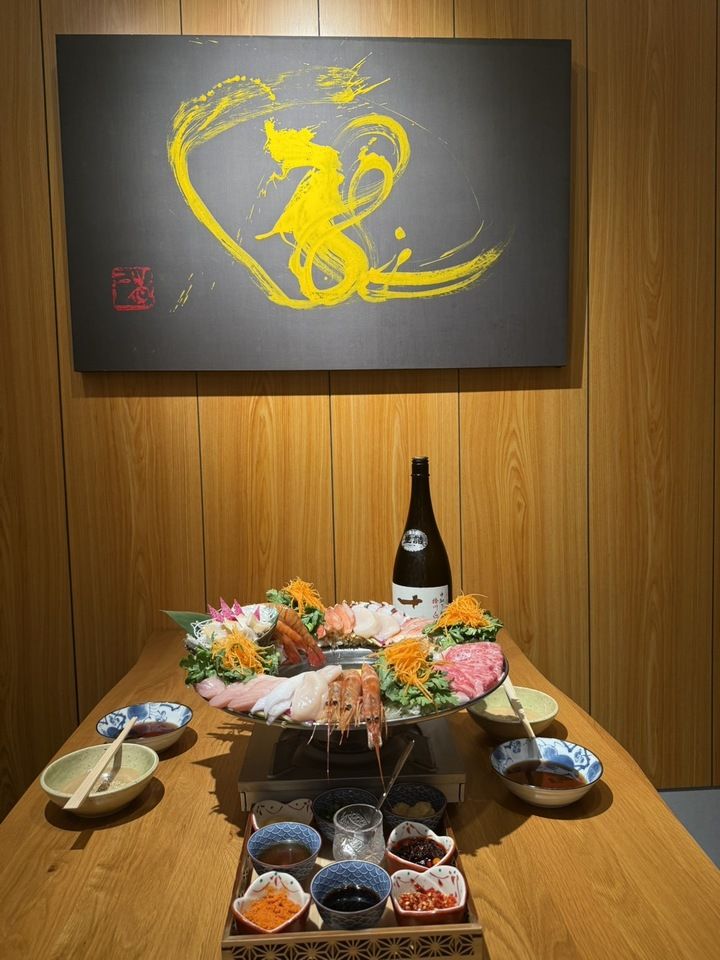 홋카이도 만게쓰 나베 코스 — 극 (프리미엄)