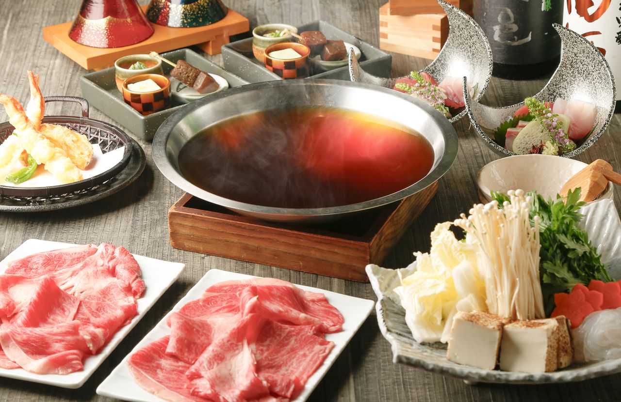 Sala privata garantita per feste di benvenuto/addio [Kaiseki di lusso] Bistecca di manzo Wagyu selezionata appositamente e chirashizushi ai frutti di mare ★ Regalo speciale di benvenuto/addio: dessert con messaggio e servizio di personalizzazione dell'etichetta dello spumante