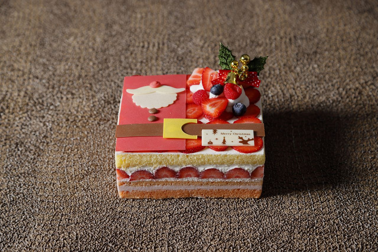 Optional: Whole Christmas cake —12 cm diameter　Please note we do not accept reservations for options only. A course must be selected.