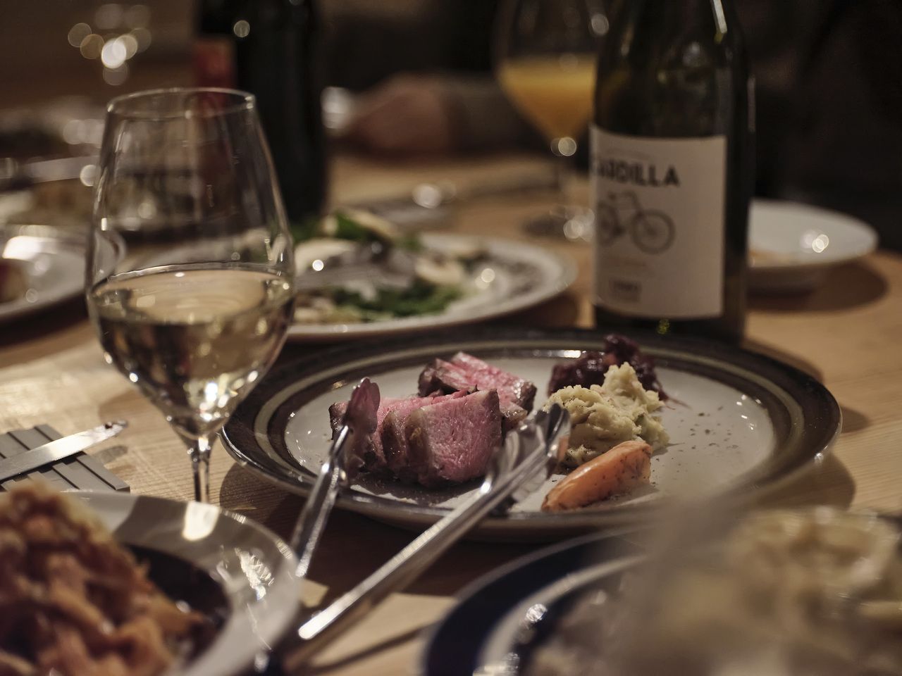 【B】主廚精選套餐：前菜+義大利麵+肉類菜餚（共7道菜）