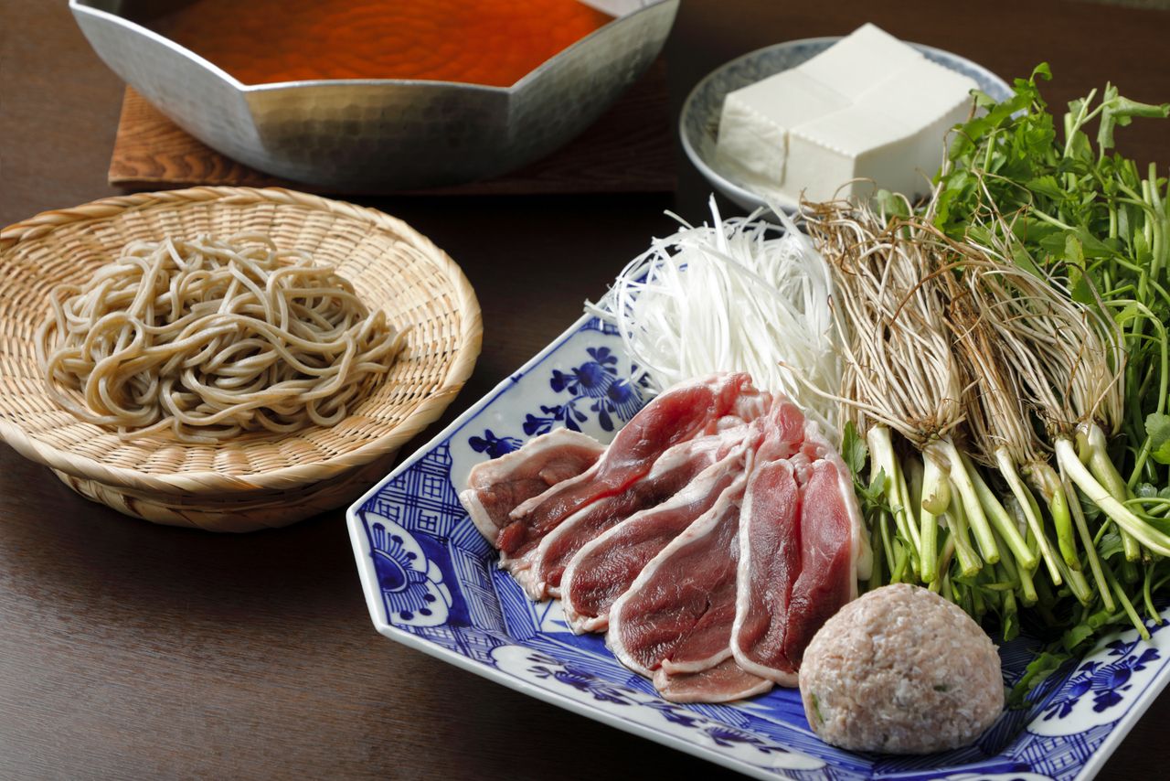 【季節限定】秋田三石蒸（竹筒）鴨蒸火鍋（含單層時令點心盒）