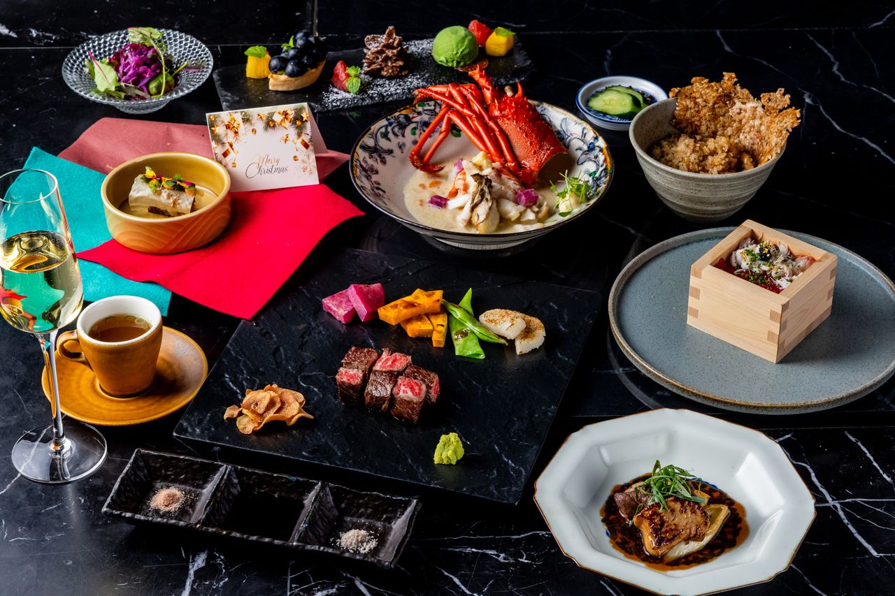 【Xmas 燈コース2025】 グラスシャンパン含む1ドリンク付き 鮑や特選黒毛和牛を用いたコース