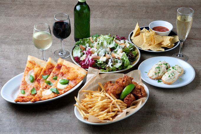 ◇ Canvas Course ◇ ￥6,000 A recommended plan that includes light snacks, New York-style pizza, and 90 minutes of all-you-can-drink!