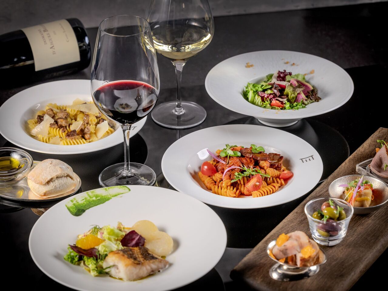 Early Dinner Course & Free-flow Drink