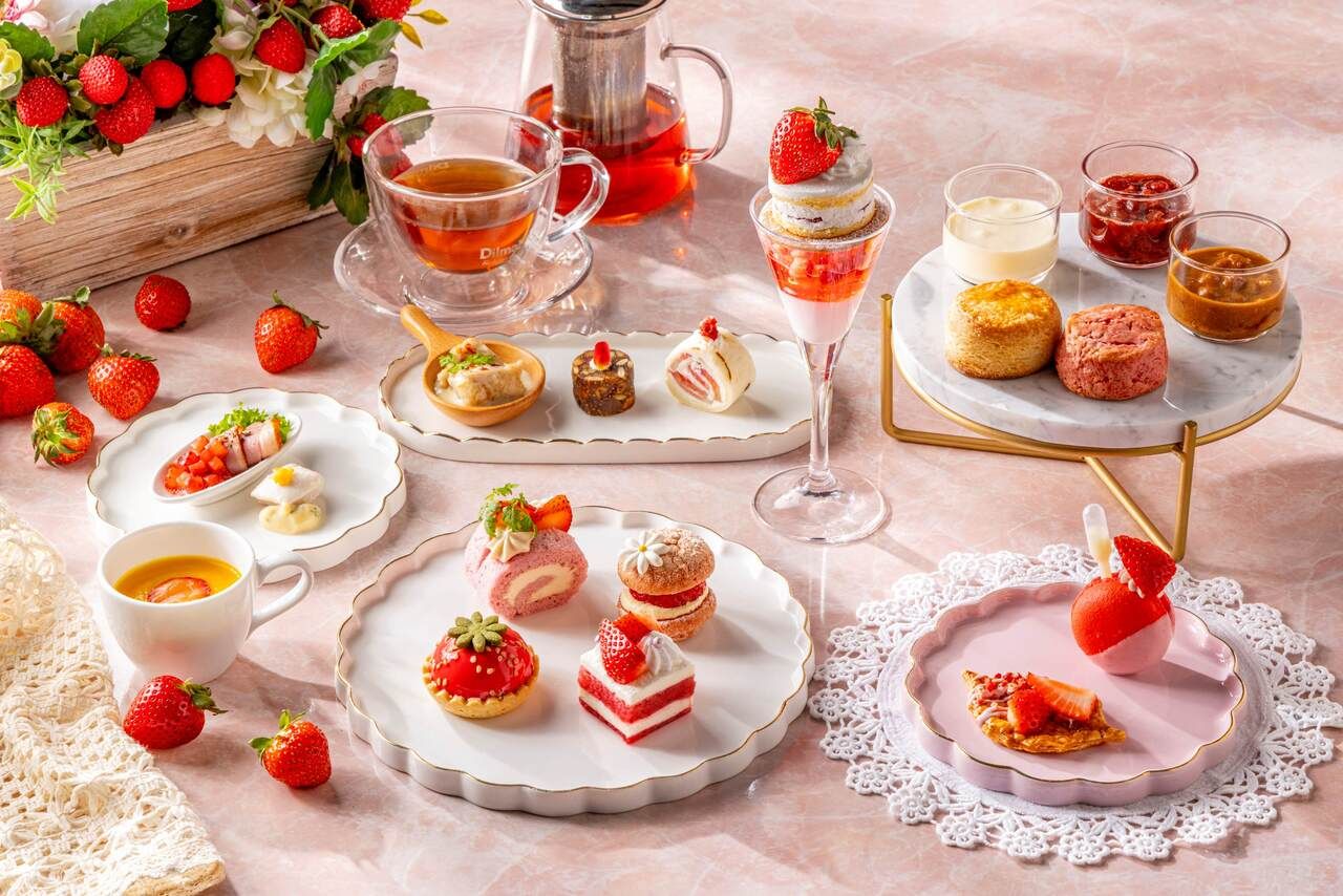 [Advance reservation only] Strawberry Afternoon Tea *Includes free-flow coffee and tea