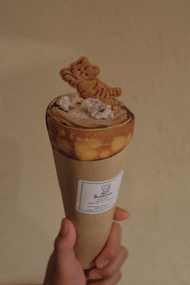 モンブランのクレープとお好きなドリンクのセット