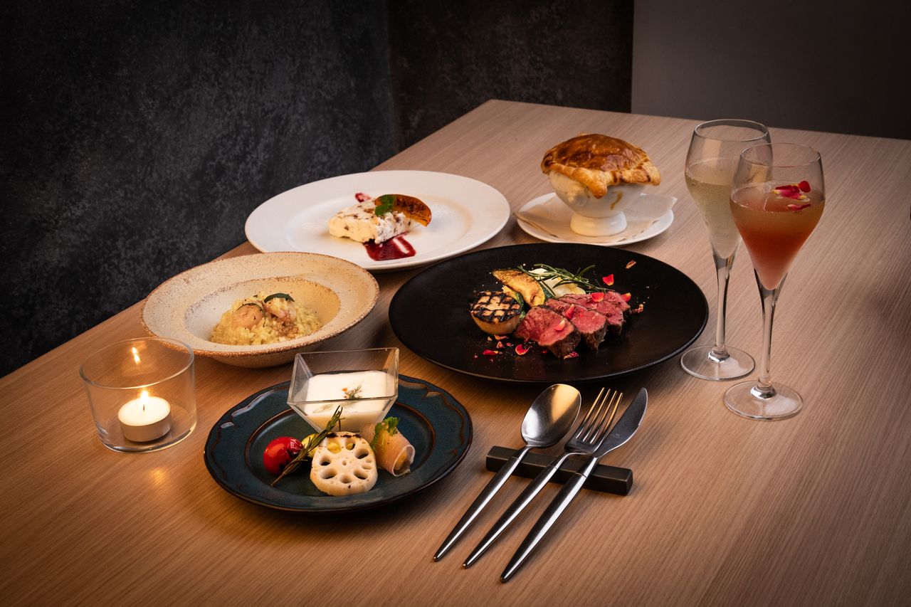 【12/24,25限定】Xmas彩り5皿コース　〜牛もも肉のグリル・えびのリゾット〜＜乾杯ドリンク付＞