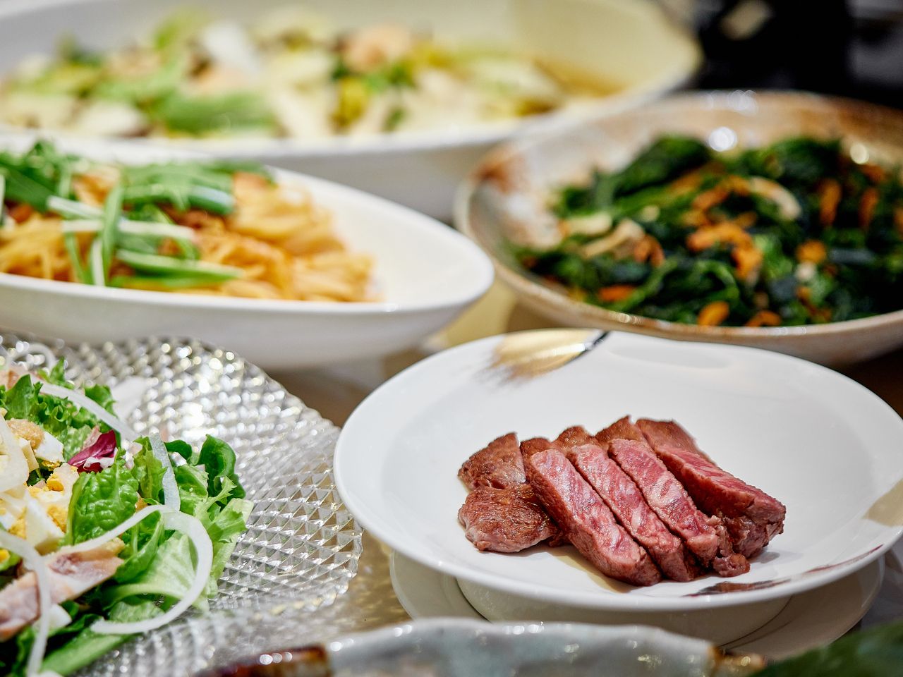 Gorgeous! Winter Buffet Plan with Wagyu Sirloin [PREMIUM] ~8,800 yen~