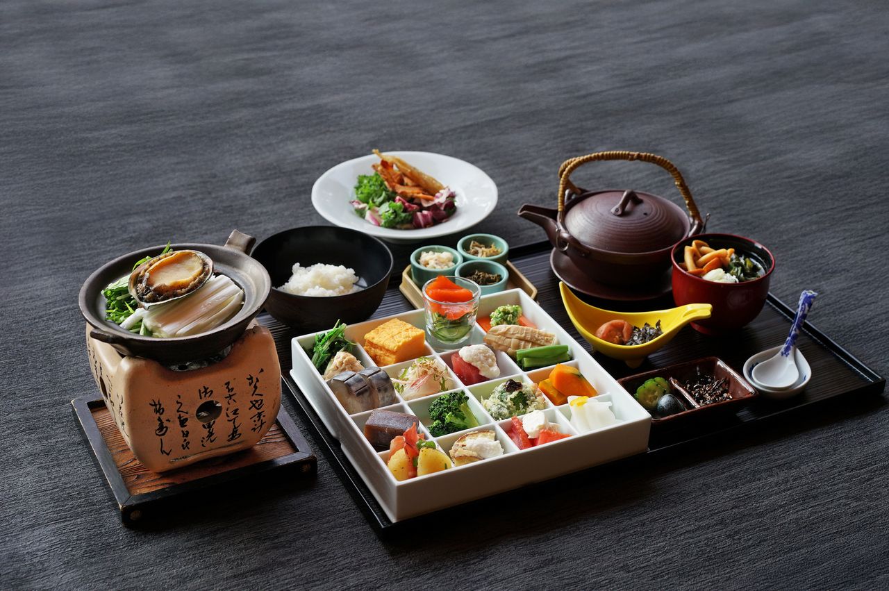 十六花御膳【ランチ限定/1-2月】