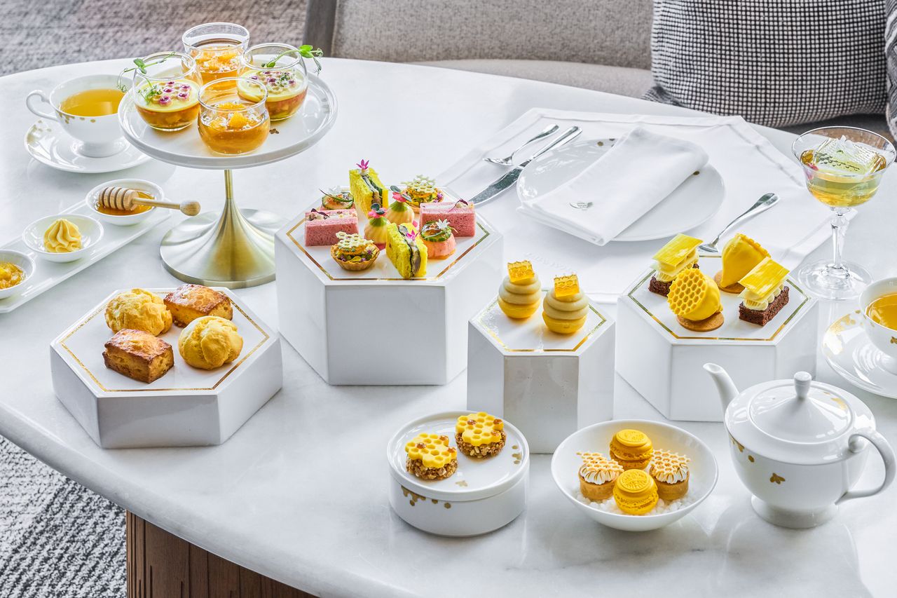 【The Lobby Lounge】 Bee de Chaumet Afternoon Tea 