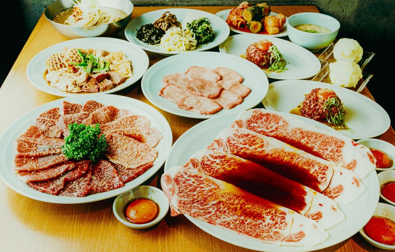 《サーロイン一枚焼き付き》 名物肉どうしコース　7,000円【飲み放題付】