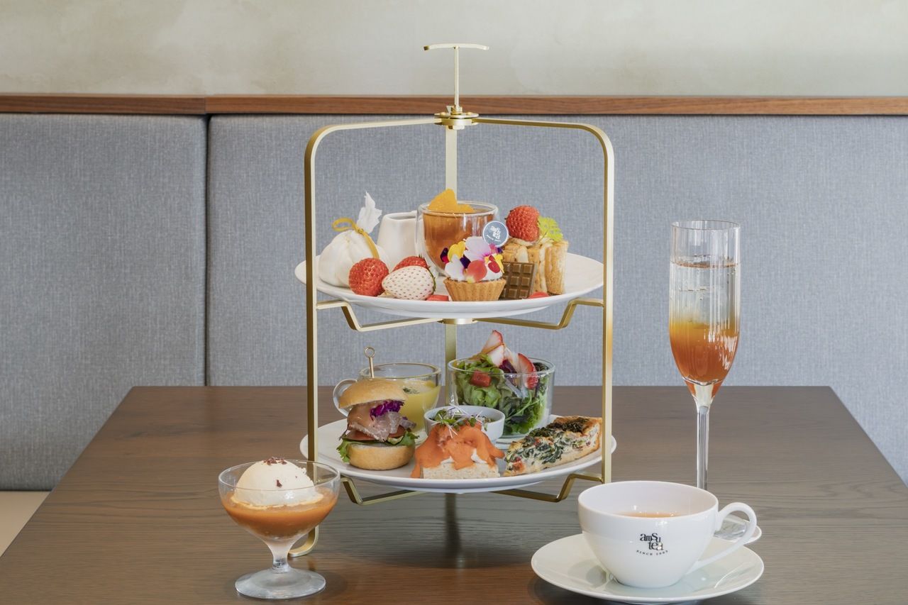 ブルーミング・スプリング・アフタヌーンティーセット (平日 13:30〜)