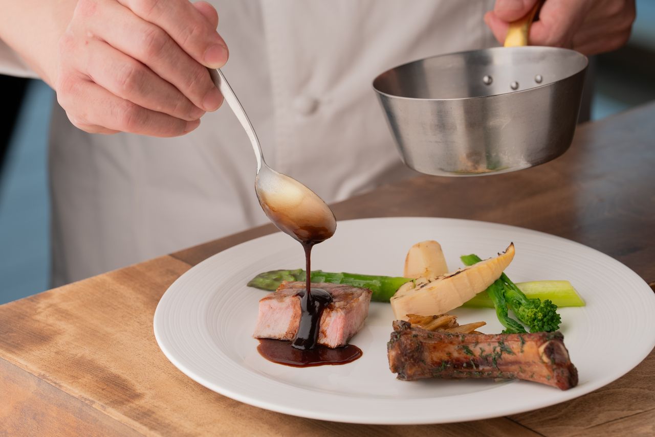 ＜平日＞メインが選べるランチブッフェ