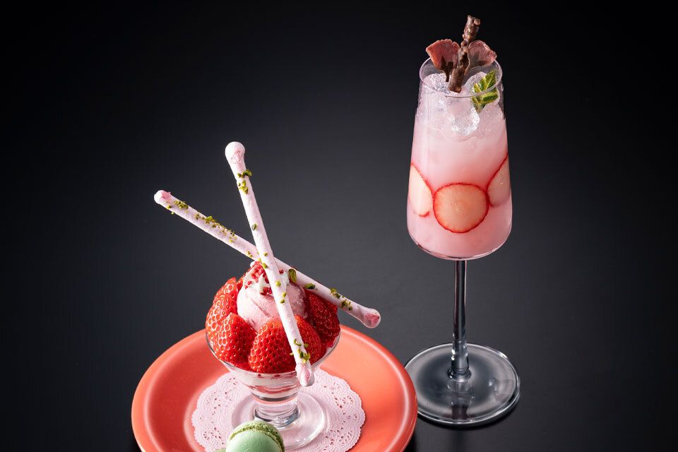 Seasonal Dessert & Cocktail  Combo