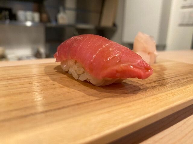 Chef's choice (nigiri sushi)