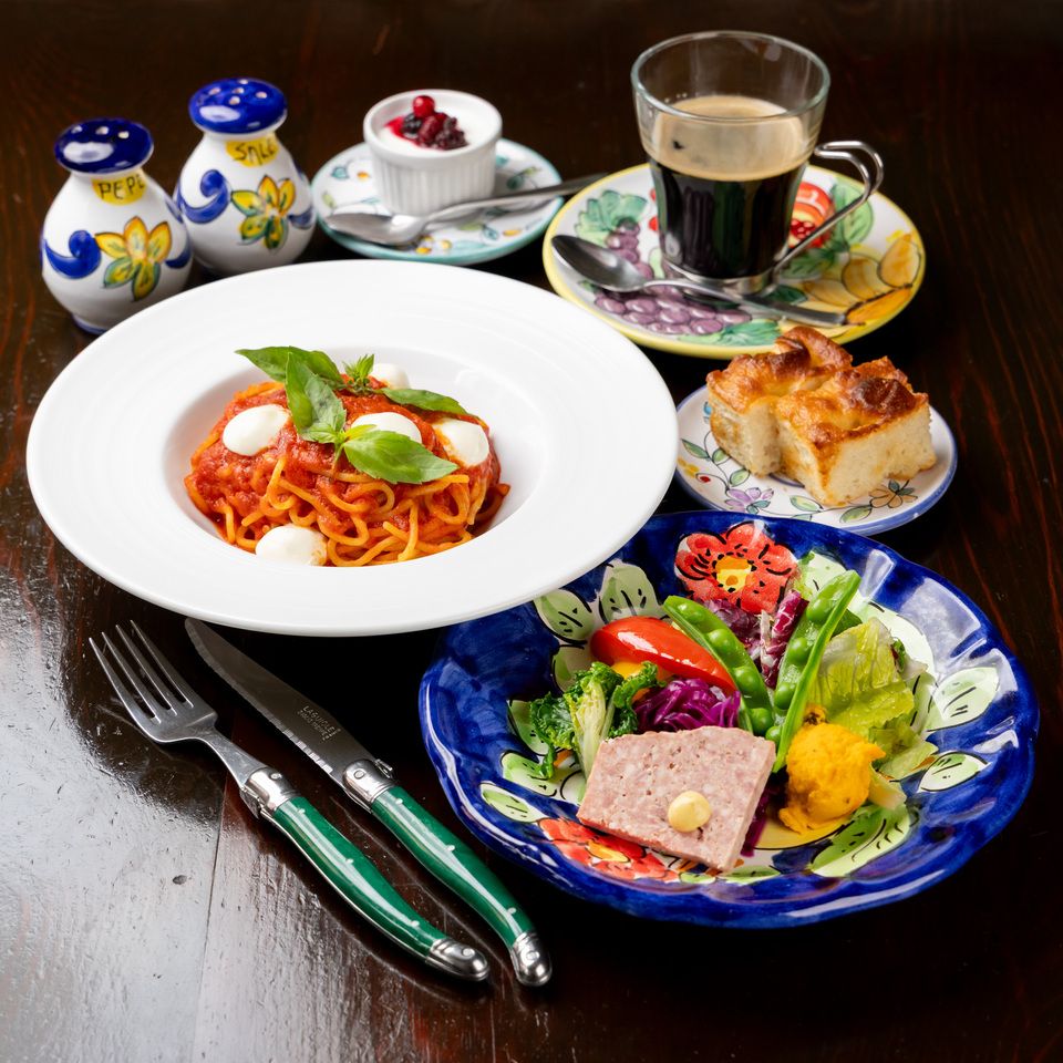 【おすすめルーチェパスタランチ】前菜盛り合わせ付きのお得なランチパスタセット！