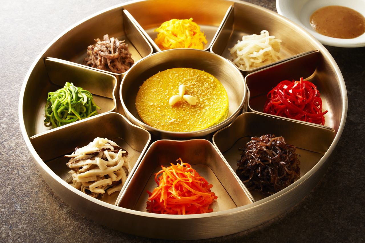 尹【ユン】 伝統食品名人尹美月先生のおまかせコース12,000円(税サ込)