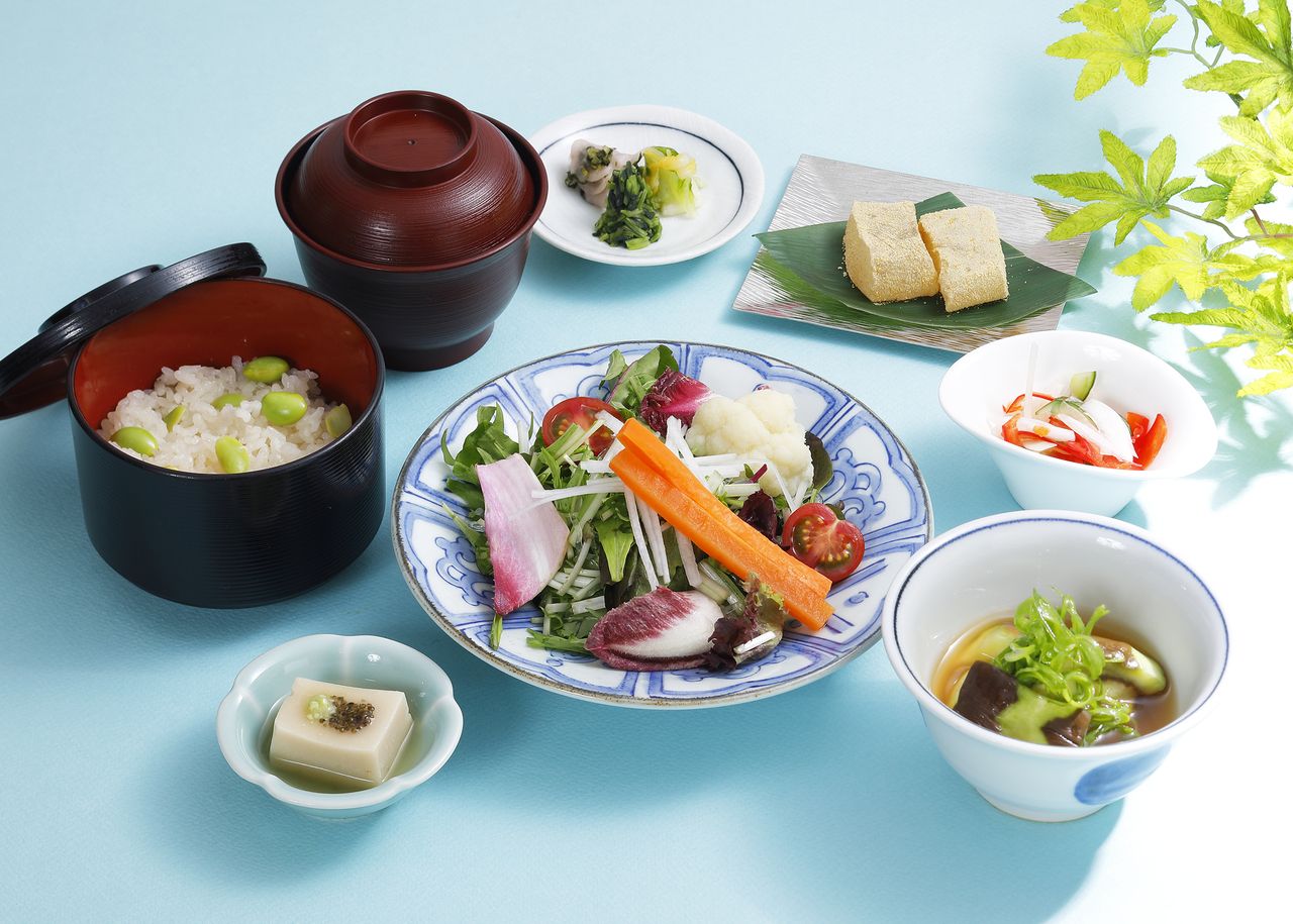 "One soup and three side dishes"