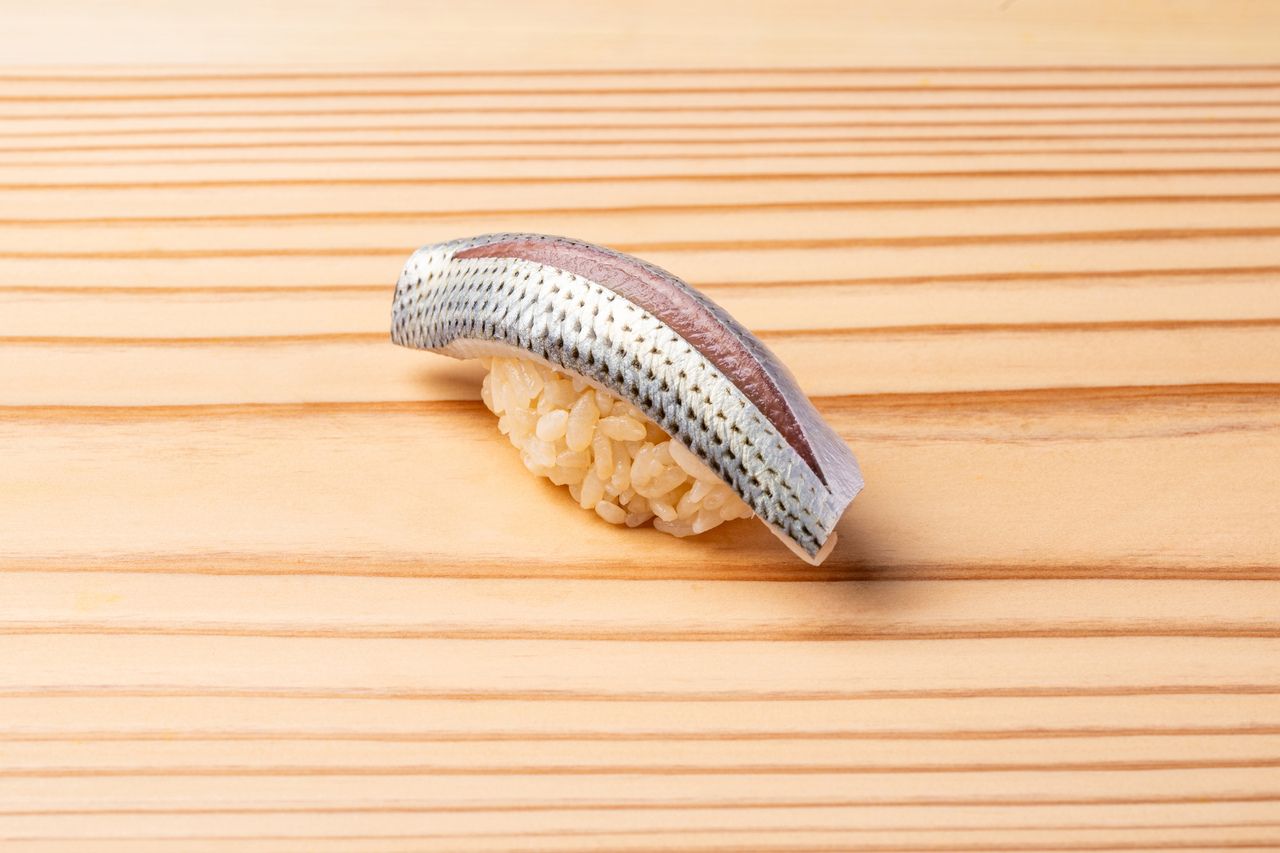 Seasonal Omakase of Nigiri and Delicacies by Chef Sakai’s apprentice　special Lunch①　¥33,000+ (tax included)