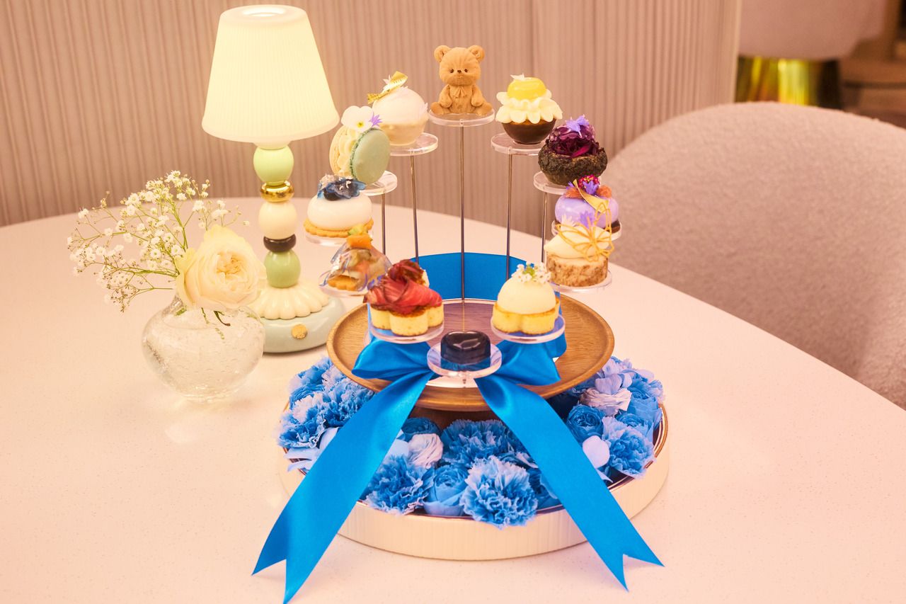 14時スタート Celestial Blue Ribbon Afternoon Tea
