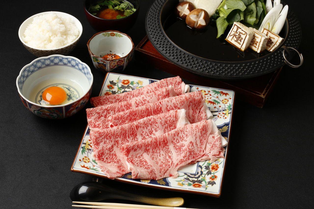 ชุดเนื้อวากิว A5 ในประเทศ 250g