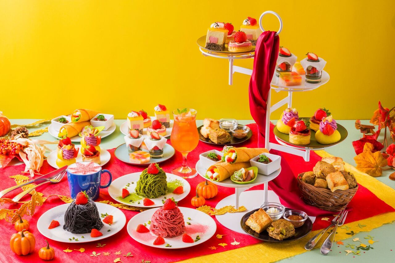 《FIKA AFTERNOON TEA》  [秋のストロベリーフェア～錦秋～]・【9月～11月】ケーキ、菓子、セイボリーのアフタヌーンティーセット