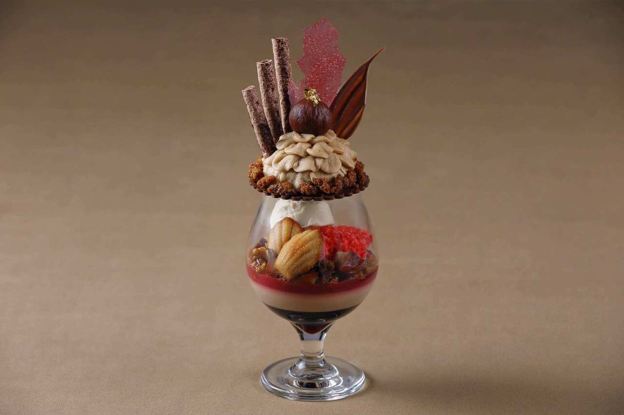 [ກໍລະກົດ] Grindelwald Parfait ~Mignon~ (ກັບກາເຟ ຫຼື ຊາ) - ມີໃຫ້ສຳລັບການຈອງທາງອອນລາຍເທົ່ານັ້ນ.