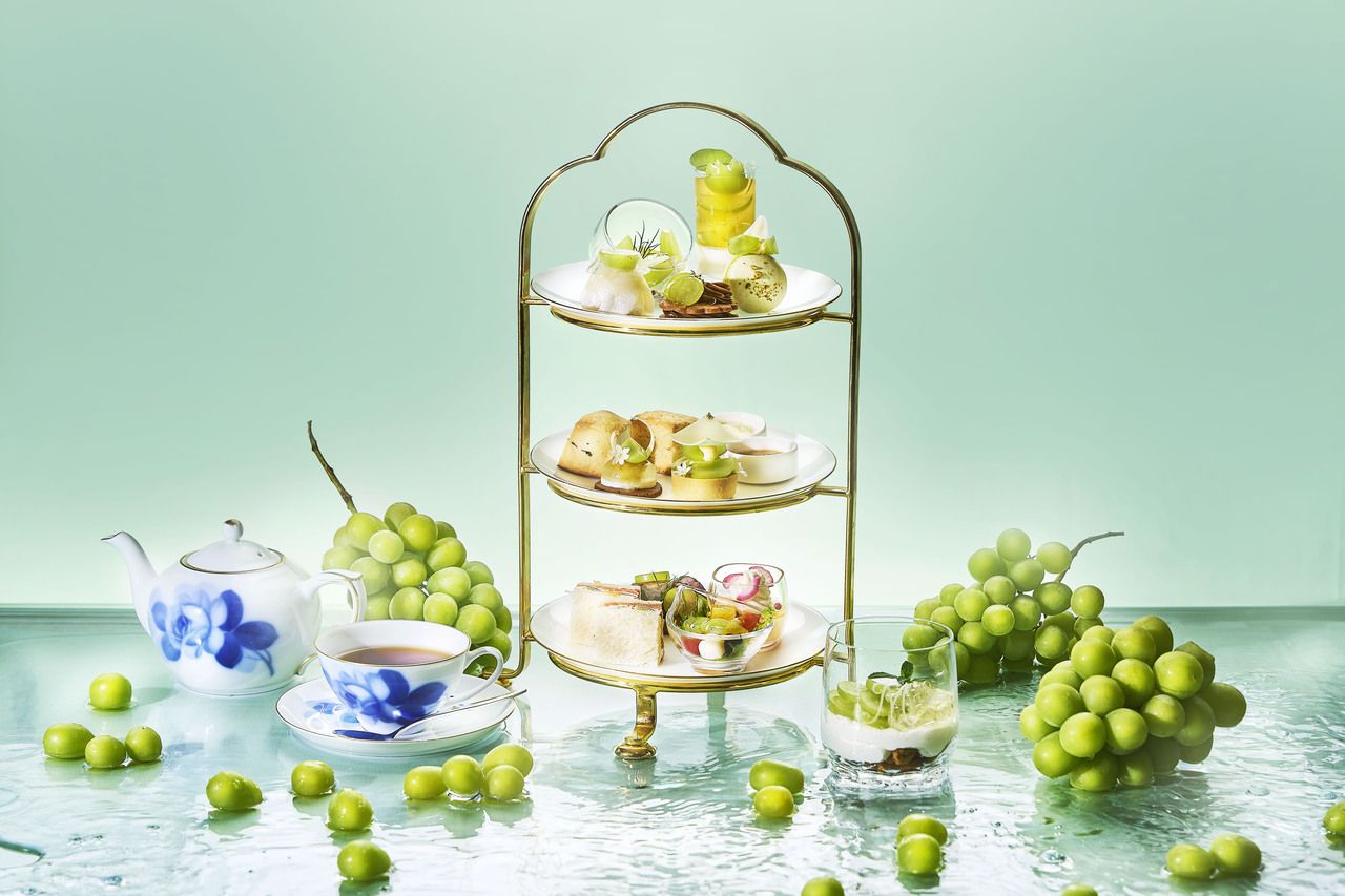 【Baked goods souvenir included】AFTERNOON TEA ---Shine Muscat Afternoon Tea (Sept 1–30)---