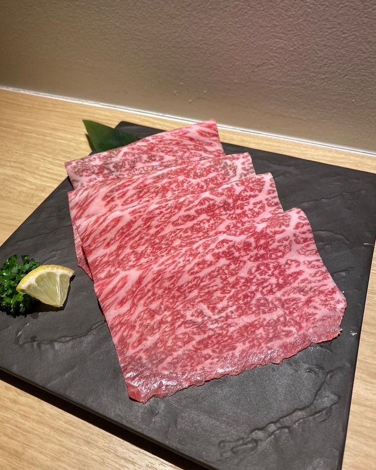 北海道产带广和牛肩肉 & 富良野和牛瘦肉《适合做寿喜烧或涮火锅》