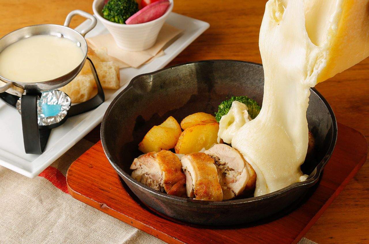 【休日チキンランチコース】人気のパンビュッフェ＆お得なセットドリンク＆食後の珈琲or紅茶付き～チキンのインボルティーニ＆ラクレットをメインにチーズを楽しむ全5品～