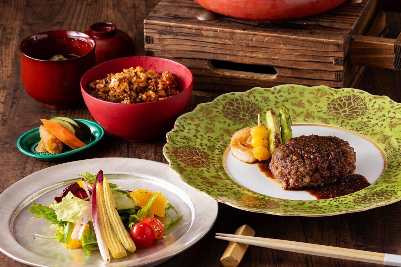 ［ランチ/平日限定］名物フォアグラハンバーグ