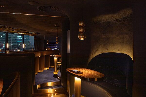 第四排高靠背情侣座椅