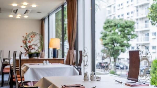 Table seat