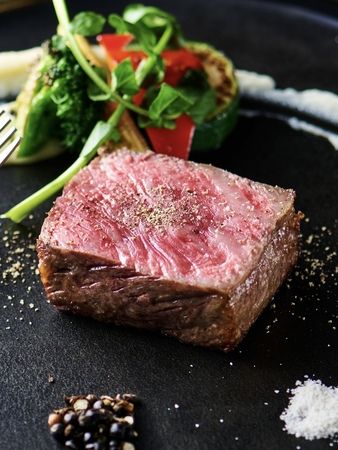 三軒茶屋の最高の鉄板焼きレストラン