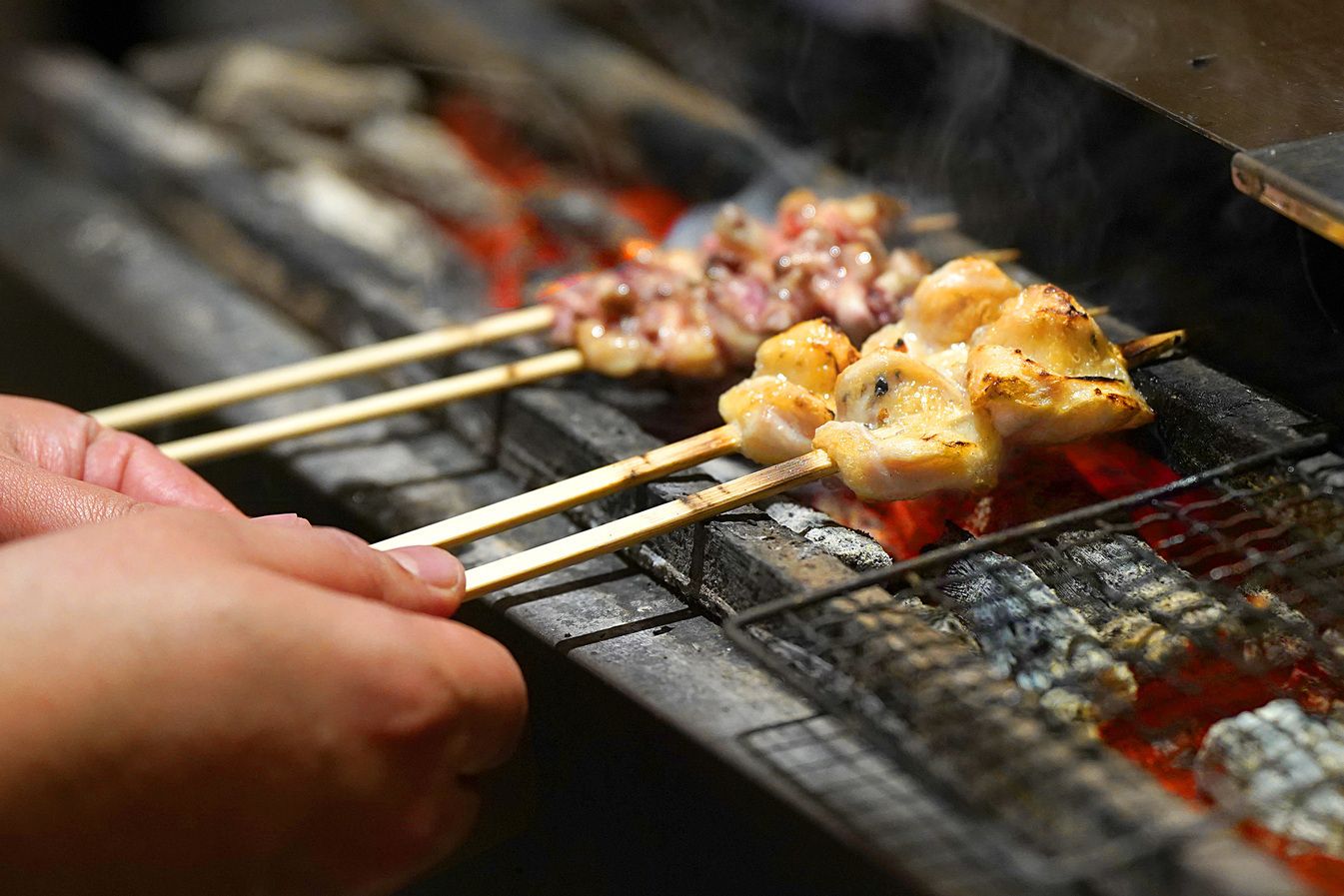 宮崎地鶏炭火焼 車 三鷹店 - Restaurant Guide - TableCheck